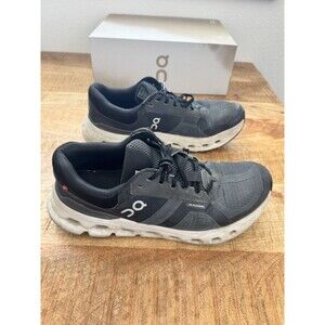 On Cloud Men's Cloud Runner 2 Black White Tennis Shoes Size 12 *worn/flaws*